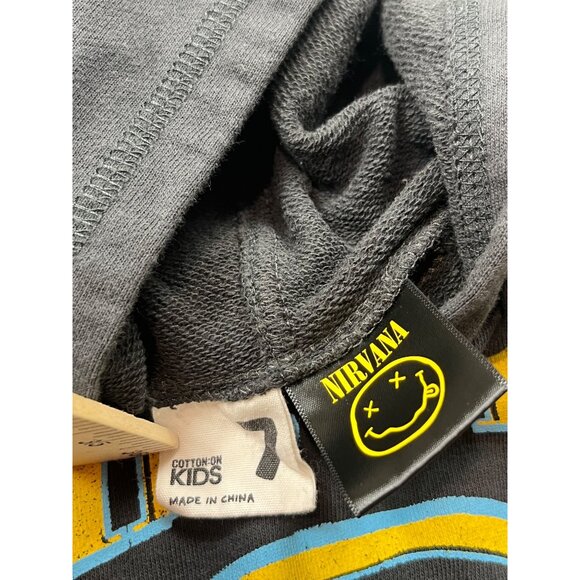 Nirvana Kids Black Size 7 2023 Sweatshirt Graphic Print - Picture 3 of 9